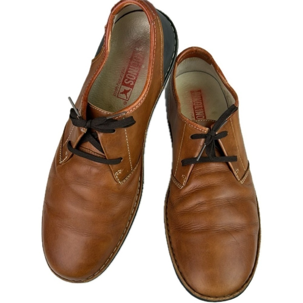 Pikolinos Men’s Leather Tan and Navy Lace-Up  Derby Shoe